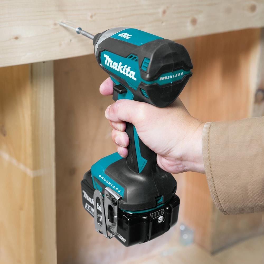 Makita 18V LXT LithiumIon Brushless Cordless Impact Driver 3 Ah Kit with L.E.D Flashlight and 2 Batteries, large image number 5