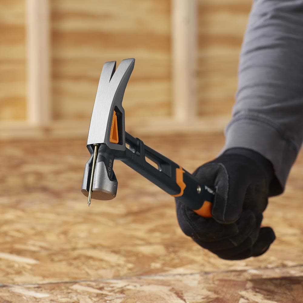 Fiskars PRO IsoCore 20 oz General Use Hammer, large image number 8