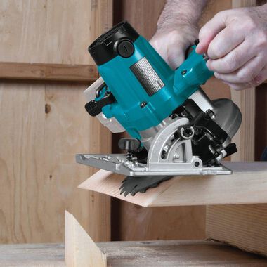 Makita 18V LXT Lithium-Ion Cordless 6-1/2 in. Circular Saw (Bare Tool), large image number 3