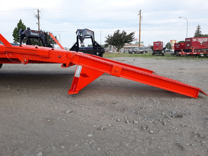 Diamond C LPX208L 28 Ft. Low Profile 18000 Lbs Gooseneck Trailer, large image number 8