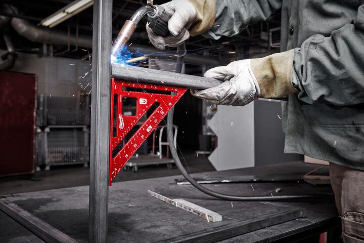 Milwaukee 7 in. Magnetic Rafter Square, large image number 3