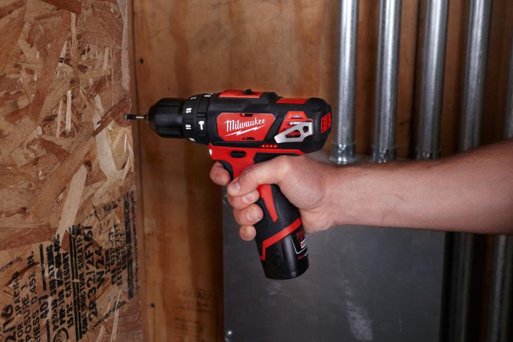 Milwaukee M12 3 8 in. Hammer Drill Driver Kit 2408 22 Acme Tools