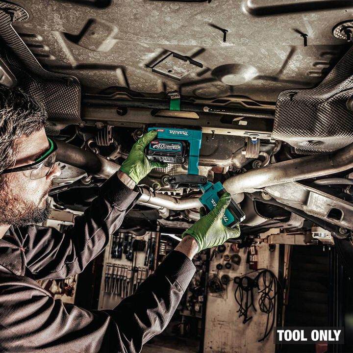 Makita Promotional 40V max XGT Lithium-Ion LED Magnetic Work Light (Bare Tool), large image number 3