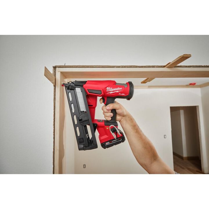 Milwaukee M18 FUEL 16 Gauge Angled Finish Nailer (Bare Tool), large image number 24