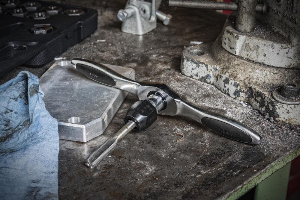 Gearwrench tap top and die set