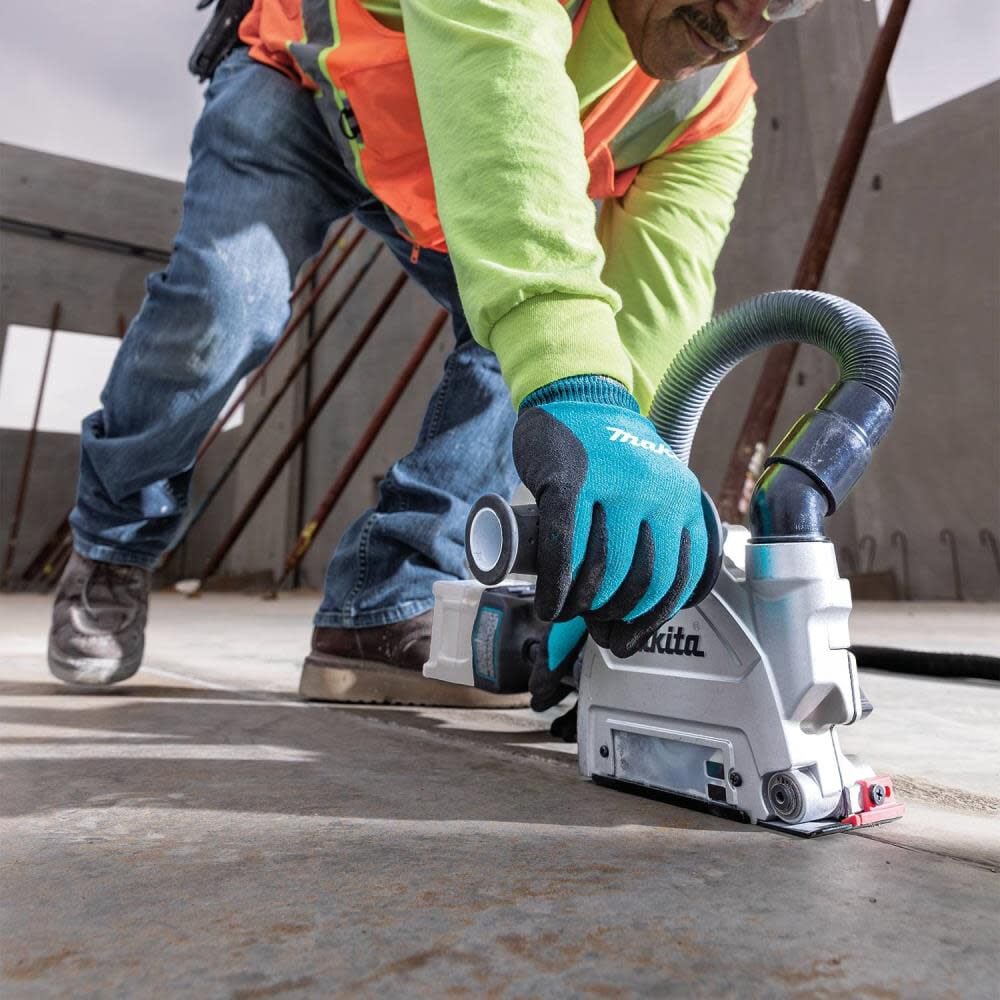 Makita 40V MAX XGTCordless 4 1 2 in 6 in Paddle Switch Angle