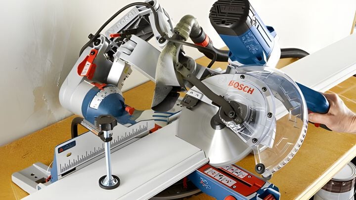Bosch 10 Inch Glide Miter Saw and Folding-Leg Stand Bundle, large image number 10