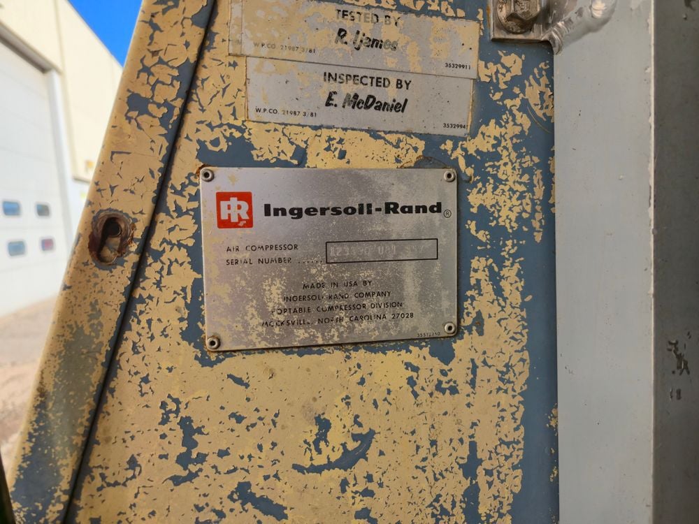 Ingersoll Rand P185AWJD 185 CFM Towable Air Compressor Used 1990, large image number 15