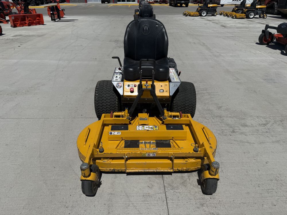 Walker B27i 48 Inch 26.5HP Zero-Turn Riding Mower Used 2021, large image number 2
