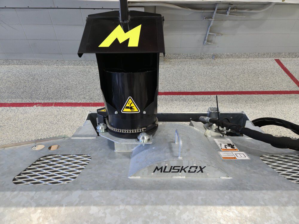 MUSKOX 84 Inch 17-50 GPM Hydraulic Snow Blower, large image number 14