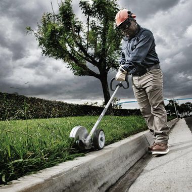 Makita 40V max XGT Brushless Cordless Edger (Bare Tool)