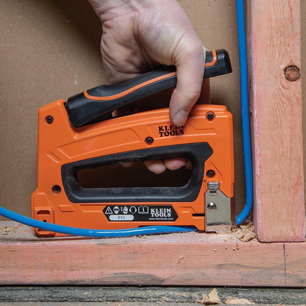 Cord staple gun clearance