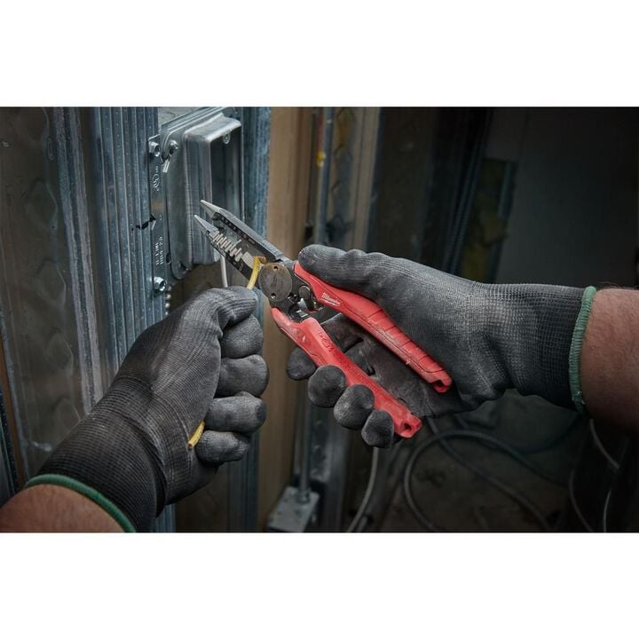 Milwaukee Electricians Combination Wire Pliers, large image number 4