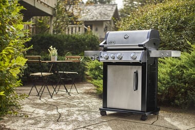 Weber Spirit SP-335 Stainess Steel LP Grill, large image number 5