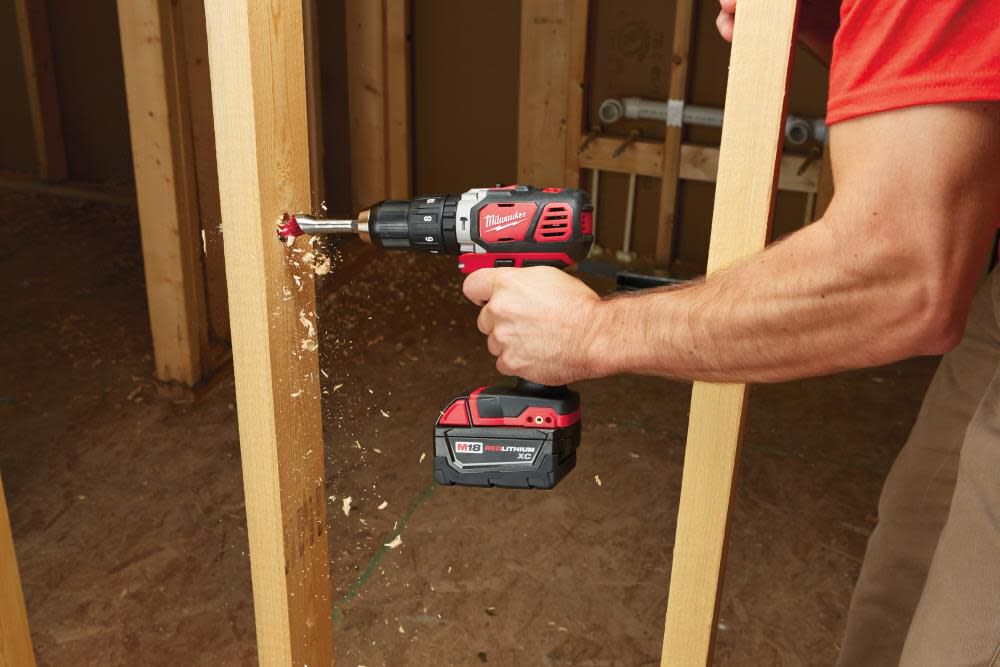 Milwaukee M18 Compact 1 2 in. Hammer Drill Driver Kit with Compact