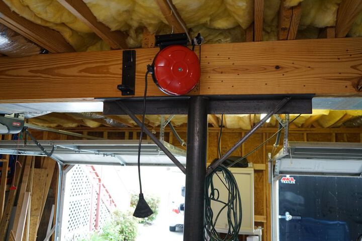 Southwire Retractable Reel Cord 3 Outlet 30', large image number 7