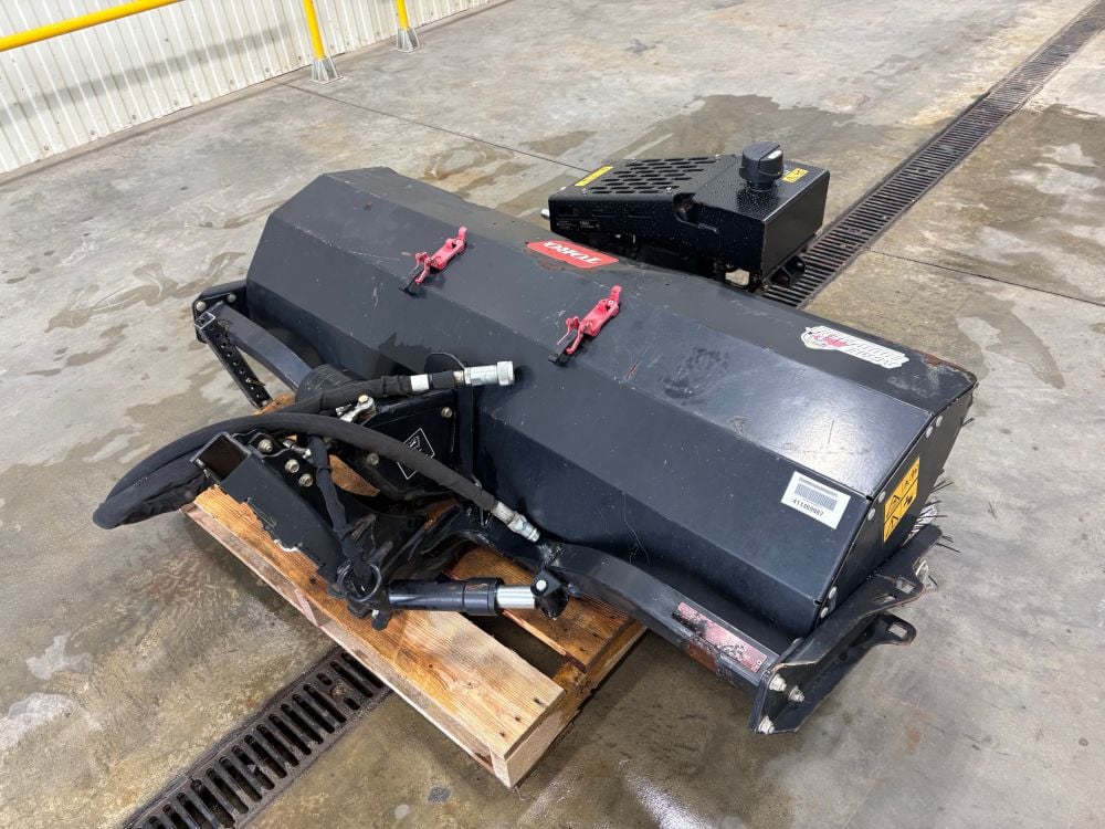 Toro 78596 55 Inch MultiForce Power Broom Used, large image number 5