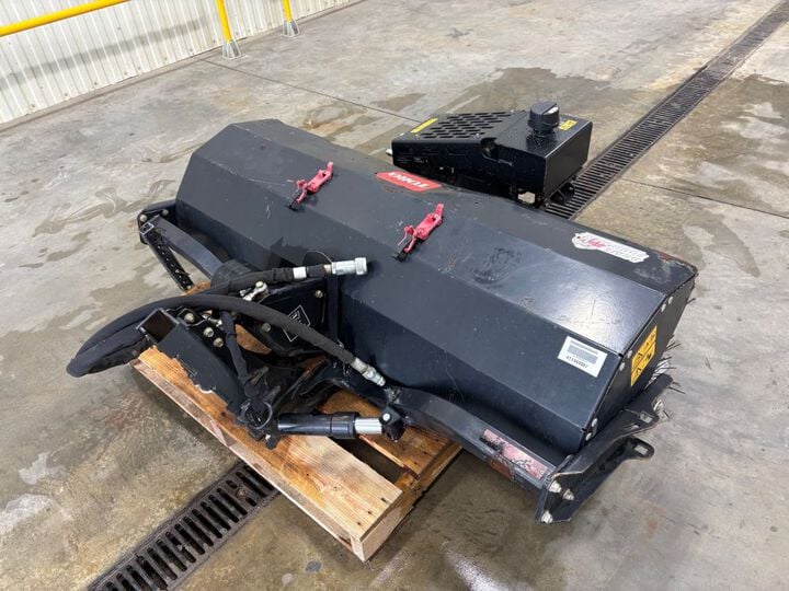 Toro 78596 55 Inch MultiForce Power Broom Used, large image number 4