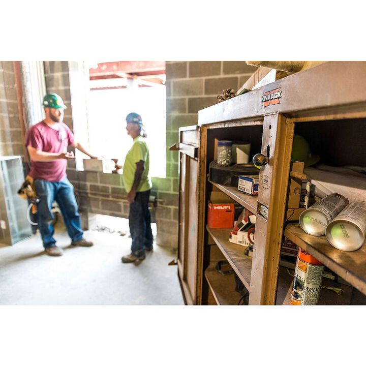 Knaack Model 109 47.5 Cu-Ft. Tan Steel Cabinet, large image number 6