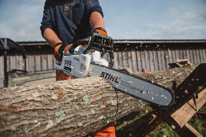 Stihl MS 201 C-EM 63PS3 7413 16 Inch Bar Gas Powered Rear Handle Chainsaw, large image number 9