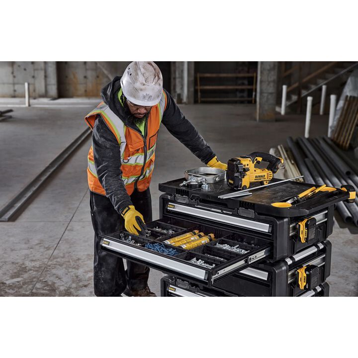 DEWALT ToughSystem 2.0 DXL 30 Inch Workstation Dolly & Worktop Bundle, large image number 5