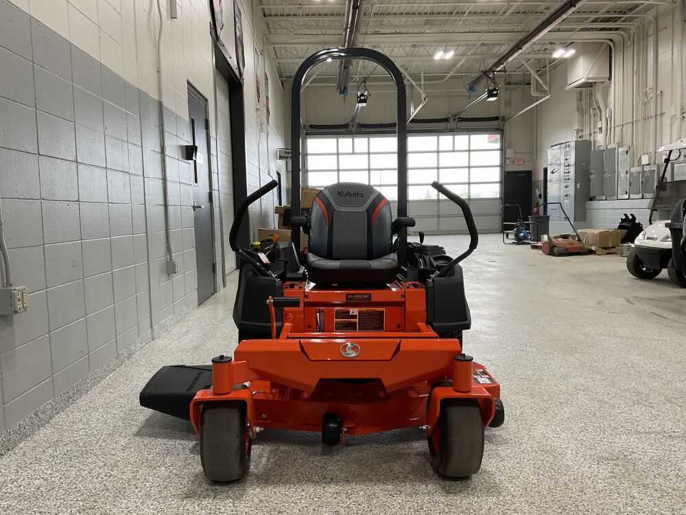 Kubota Z242KH-48 48 Inch Kohler Engine Gas-Powered Zero-Turn