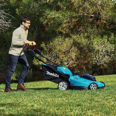 Makita 18V X2 (36V) LXT Lawn Mower Kit 21in Self Propelled with 4 Batteries, large image number 2