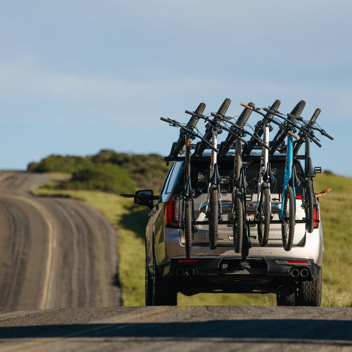 Thule ReVert 6 Bike Hitch Vertical Bike Rack Black, large image number 5