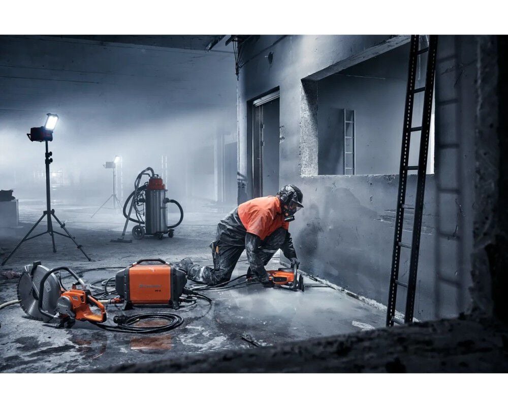 Husqvarna Construction K 7000 Chain Flushcut 7.4HP Electric Concrete Cutting Chainsaw Body Only Reconditioned, large image number 6