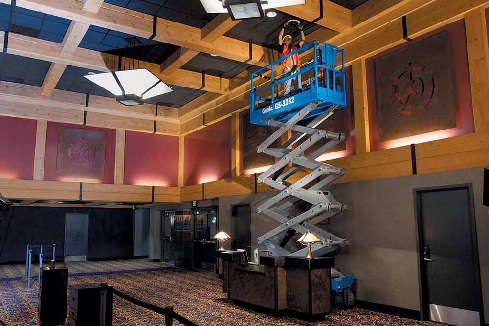 Genie 32' Scissor Lift 32in Width Electric with E-Drive GS