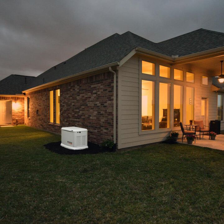 Generac Guardian Series 22,000 Watt (22kw) Dual Fuel 50-State Air-Cooled Home Standby Generator with 200-Amp Whole Home Transfer Switch, large image number 8