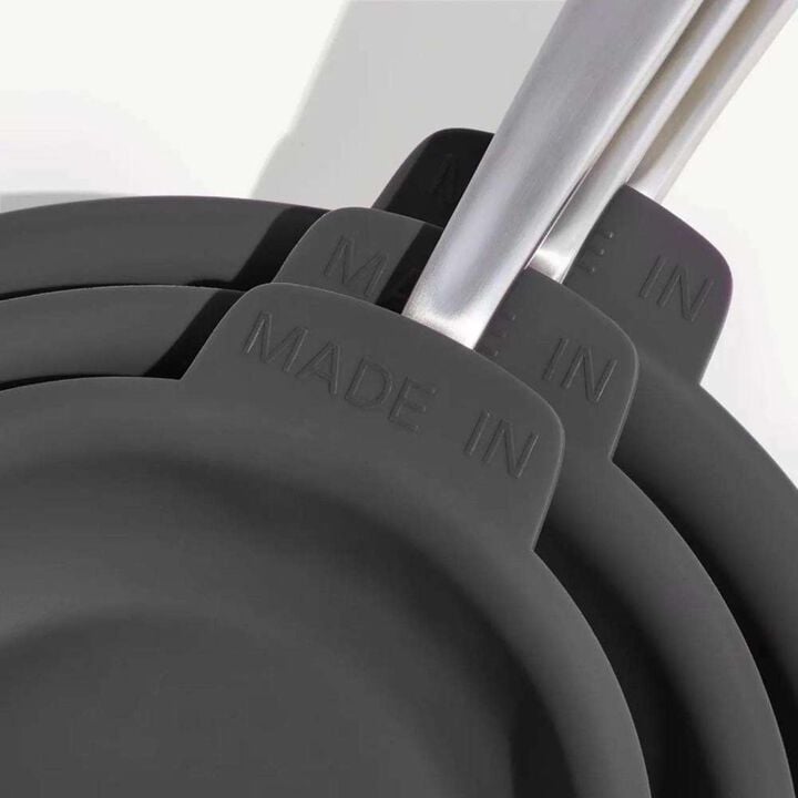 Made In Cookware 9 Inch x 2 Inch Silicone Pan Protector Gray, large image number 3