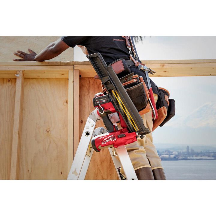 Milwaukee Promotional M18 FUEL 21 Degree Framing Nailer Extended Capacity Magazine, large image number 5
