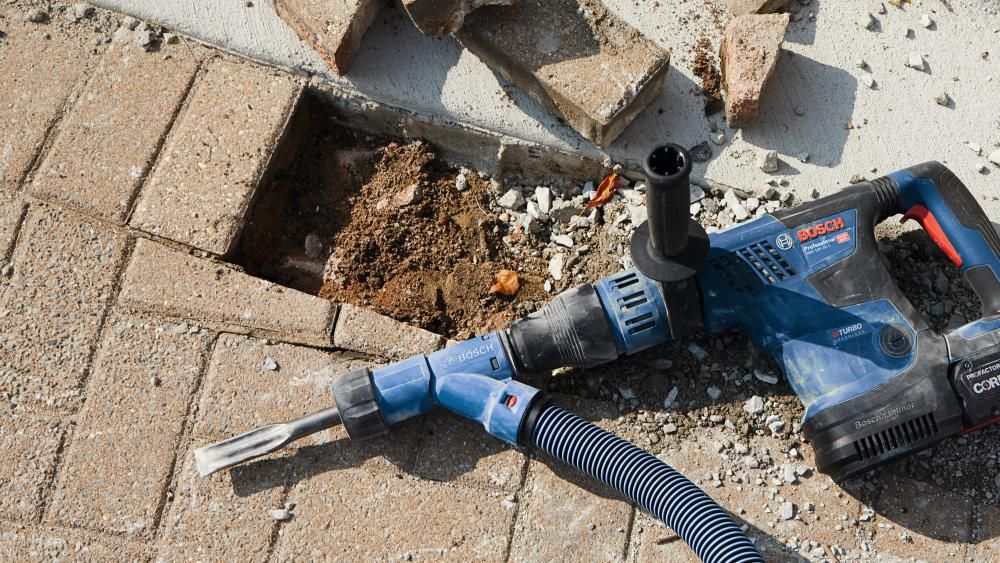 Bosch 1 in x 16 in SDS-max BlueCollar R-Tec Flat Chisel with Dust Adapter, large image number 11