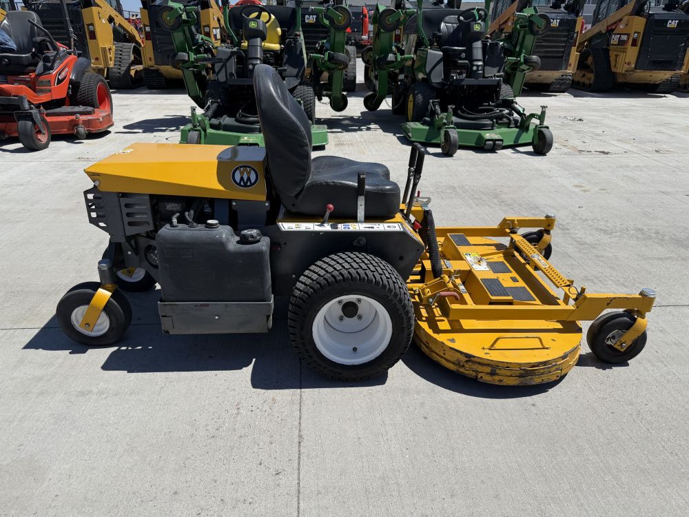 Walker B27i 48 Inch 26.5HP Zero-Turn Lawn Mower Used 2021, large image number 4