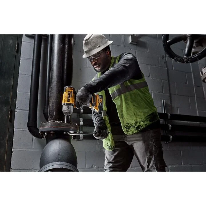 DEWALT 20V MAX XR 1/2in High Torque Impact Wrench with Hog Ring Anvil Kit, large image number 5
