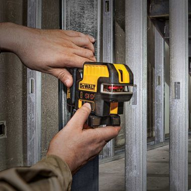 cabina escritura Suburbio DEWALT 12 V 2 Spot Cross Line Red Laser DW0822LR from DEWALT - Acme Tools