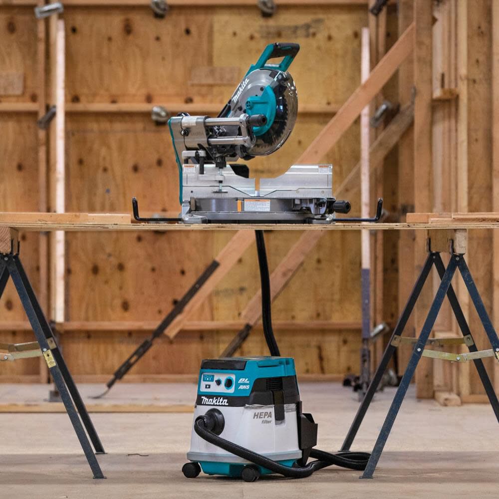 Makita cordless sales 10 miter saw
