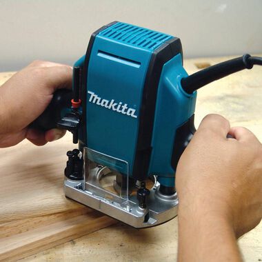 Makita 1-1/4 HP Plunge Router, large image number 5