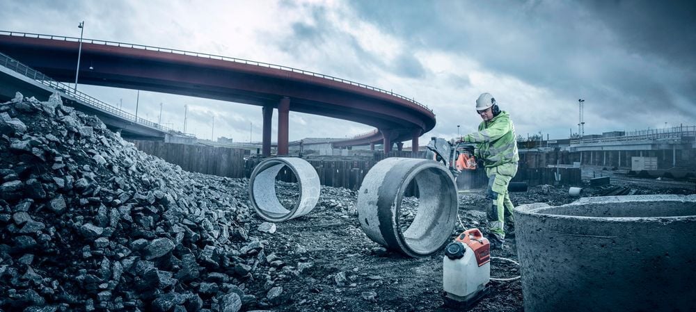 Husqvarna Construction FR3 14 Inch Silver Diamond Blade for Rescue Cuts in Metal, large image number 2