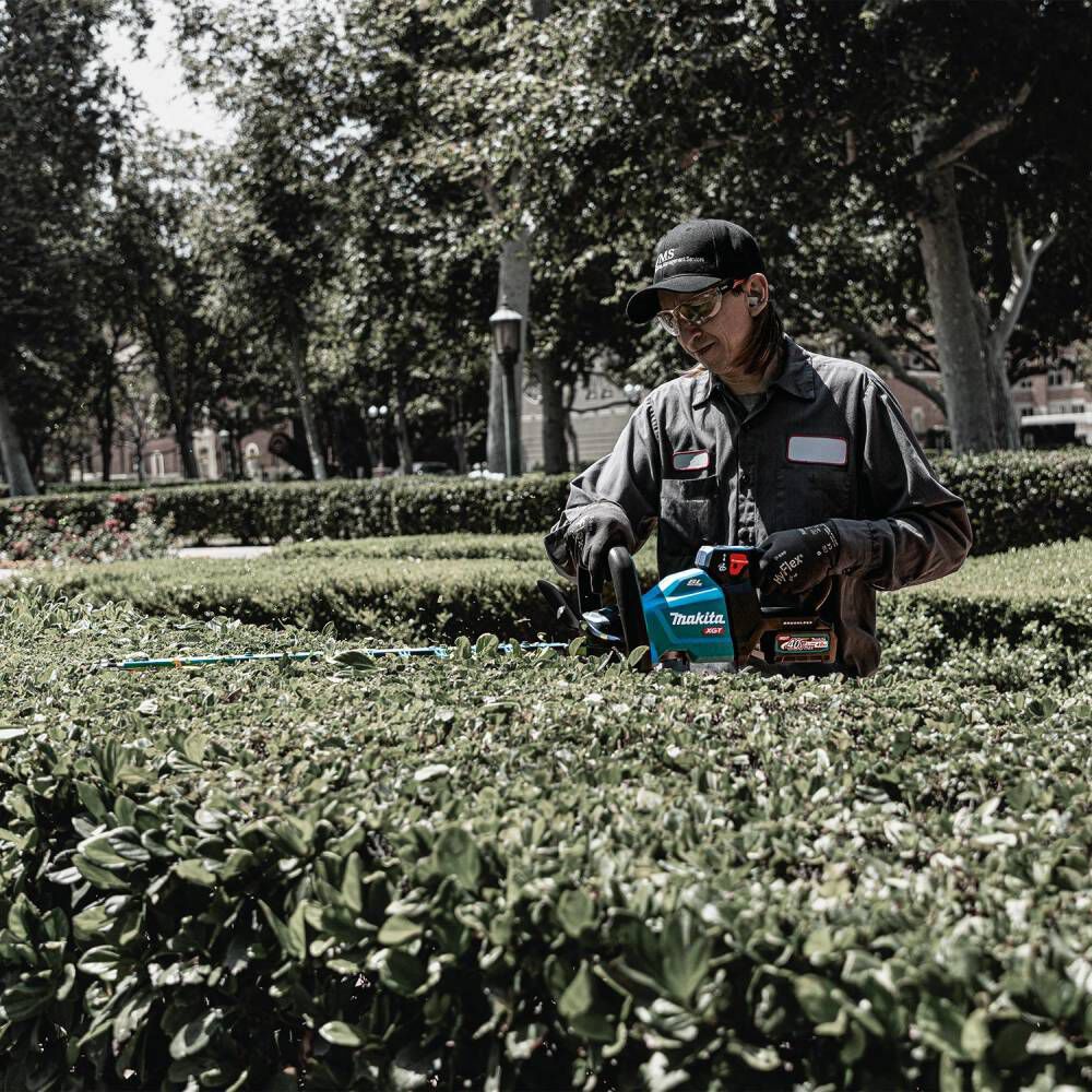 Makita 40V max XGT Hedge Trimmer Kit 24in Brushless Cordless, large image number 12