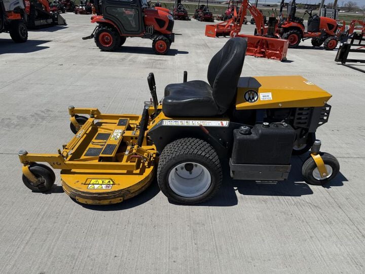 Walker B27i 48 Inch 26.5HP Zero-Turn Mower Used 2020, large image number 7