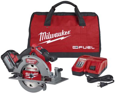 Milwaukee M18 FUEL 7-1/4 in. Circular Saw Kit