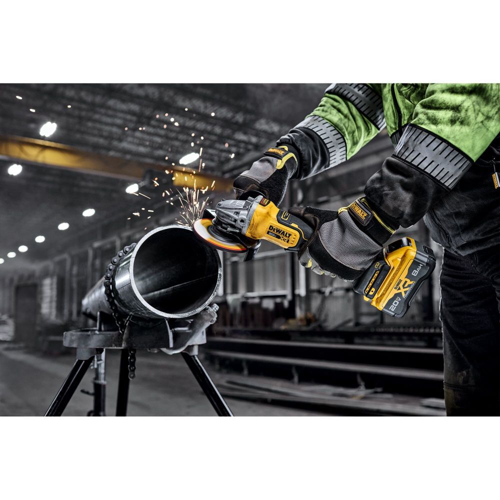 DEWALT 20V MAX XR 4 1/2 Inch - 5 Inch Grinder Kit with XR POWERPACK, large image number 10