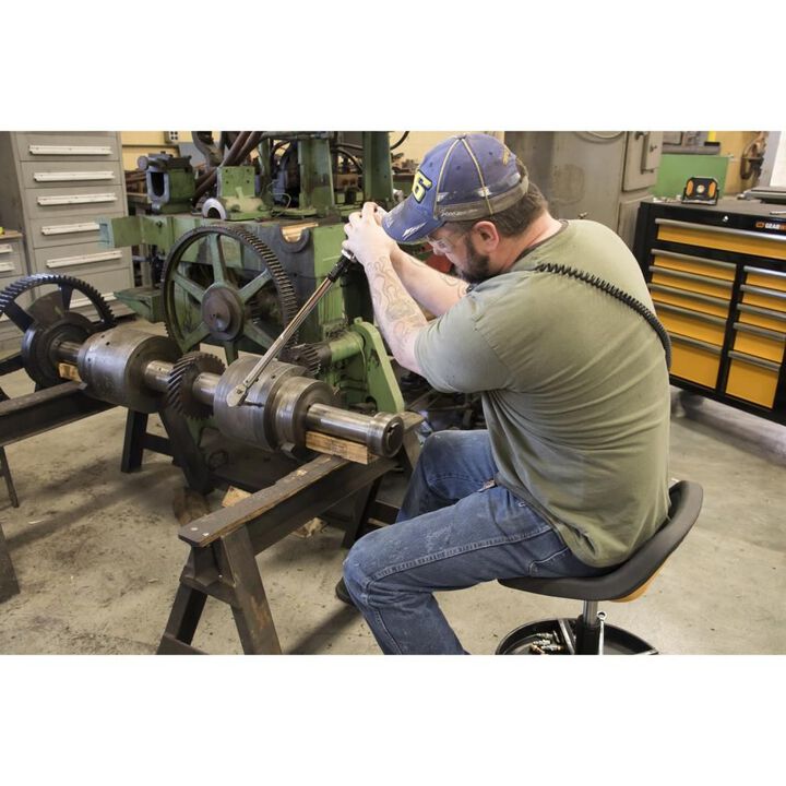 GEARWRENCH 1/2in Drive 120XP Micrometer Torque Wrench 30-250 Ft/Lbs, large image number 3