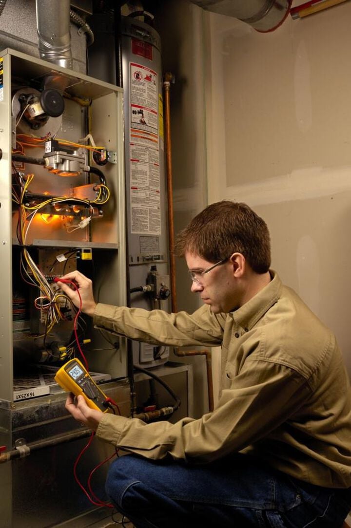 Fluke 116 Digital HVAC Multimeter, large image number 2