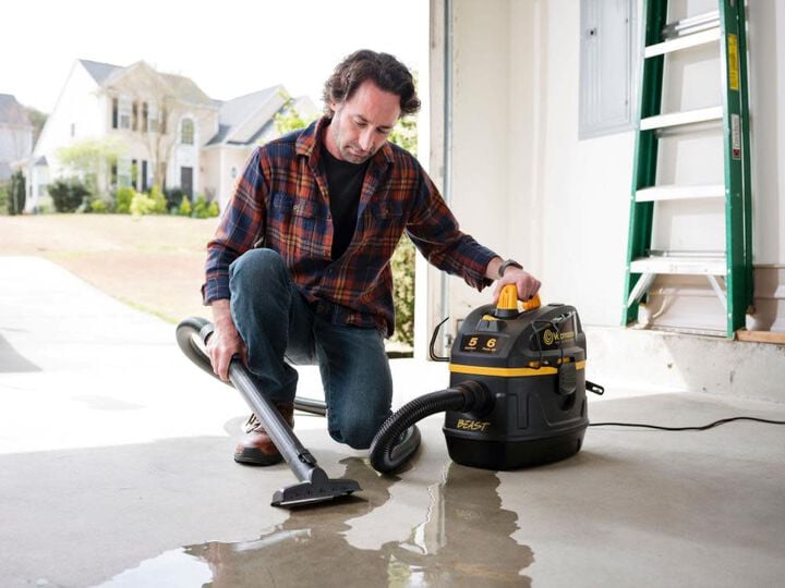 Vacmaster Professional 5 Gallon Poly Wet / Dry Vac, large image number 1