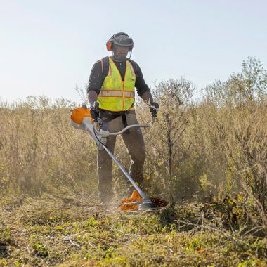 Stihl FS 461 C-EM Z 20.5 Inch 45.6 cc Gas Powered Brush Cutter