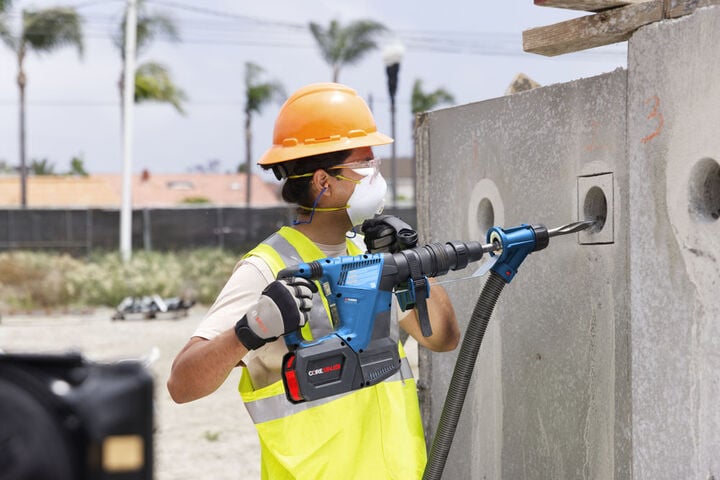 Bosch 18V SDS-max Demolition Hammer Kit, large image number 4