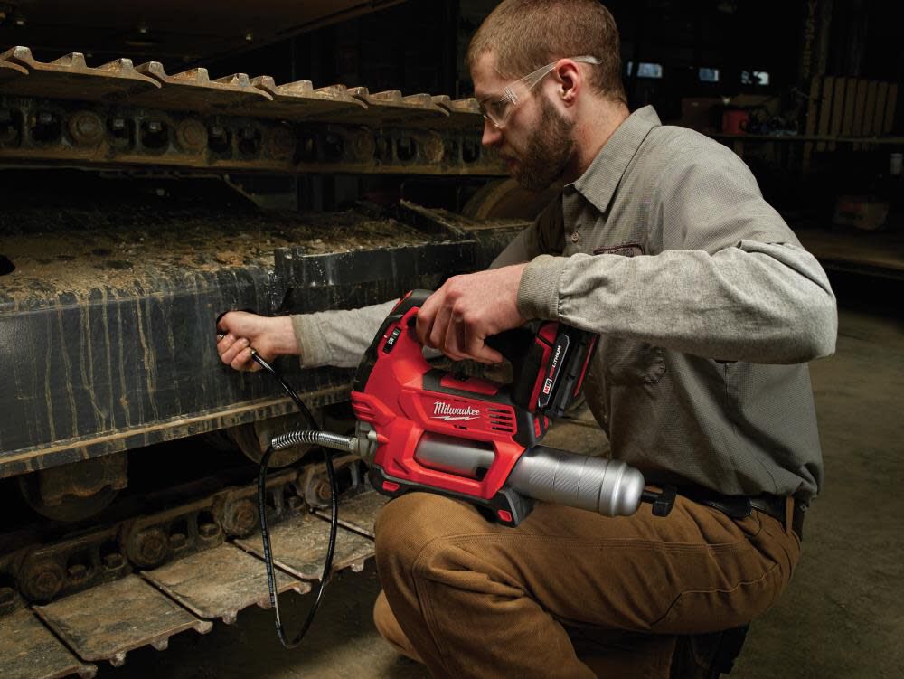 Milwaukee grease gun store review